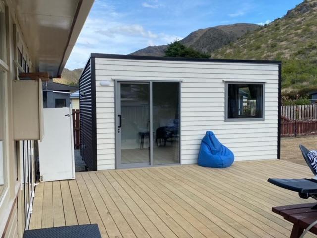 Cosy 1960'S Kiwi Holiday House โอมารามา ภายนอก รูปภาพ